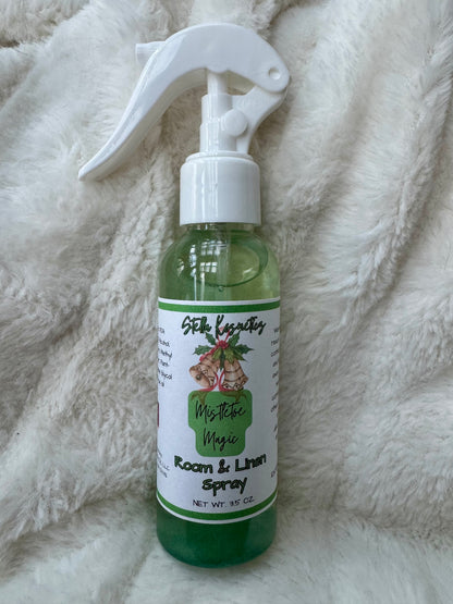 Mistletoe Magic Room & Linen Spray
